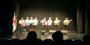 Cantar dos Reis pela Ronda de Cantares da Cruz Vermelha de Campo