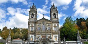 Braga solid&aacute;ria com o trabalho humanit&aacute;rio da Cruz Vermelha