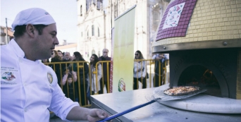 Lançamento de "pizza solidária" no Dia Mundial do Pizzaiolo